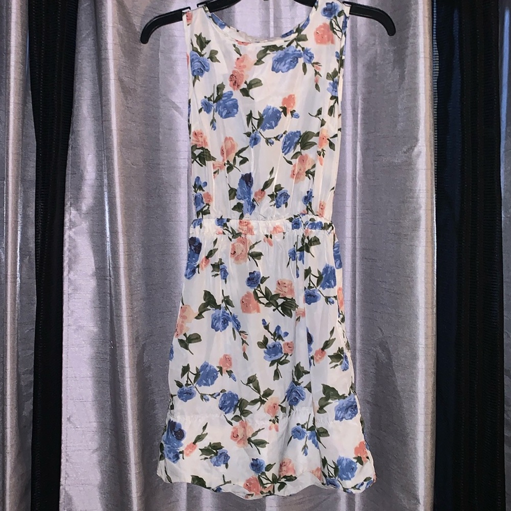 Rachael & Chloe Dress Size small